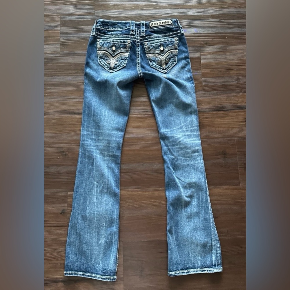 Women’s Rock Revival Boot Cut low rise
Denim Jeans. 27”W Price is firm🙏